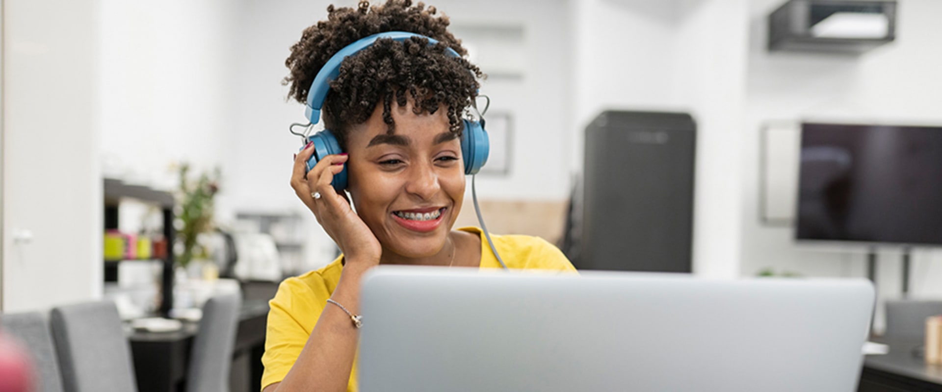 How long should you stay at a call center job?