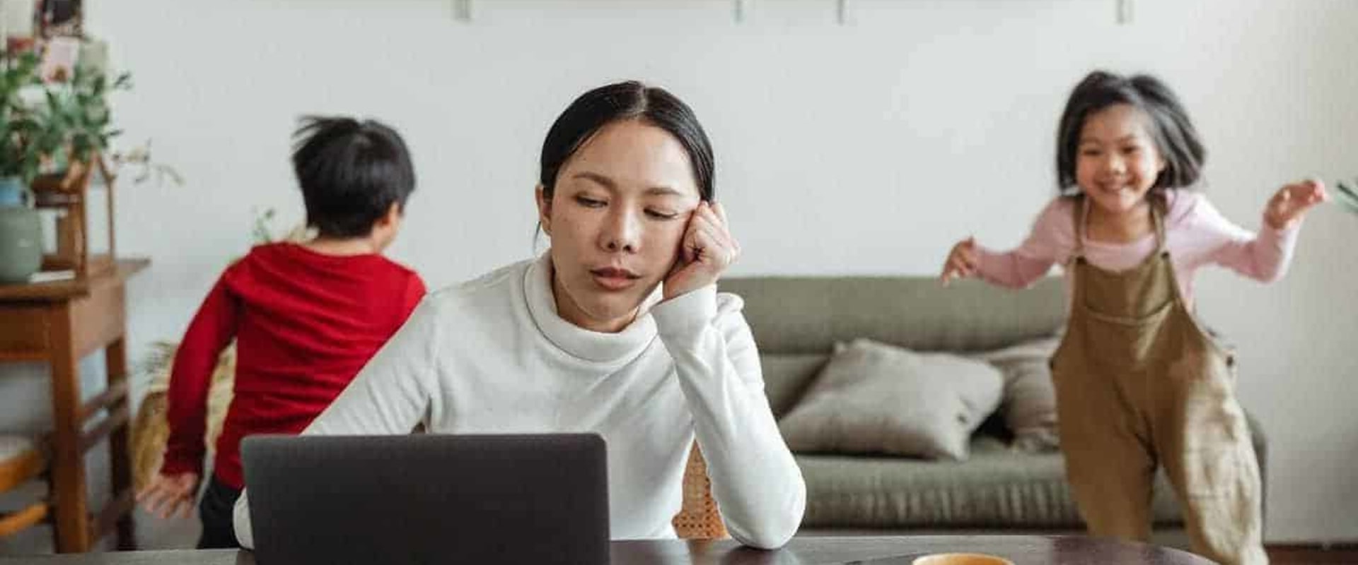 How do you handle stress call center interview answer?