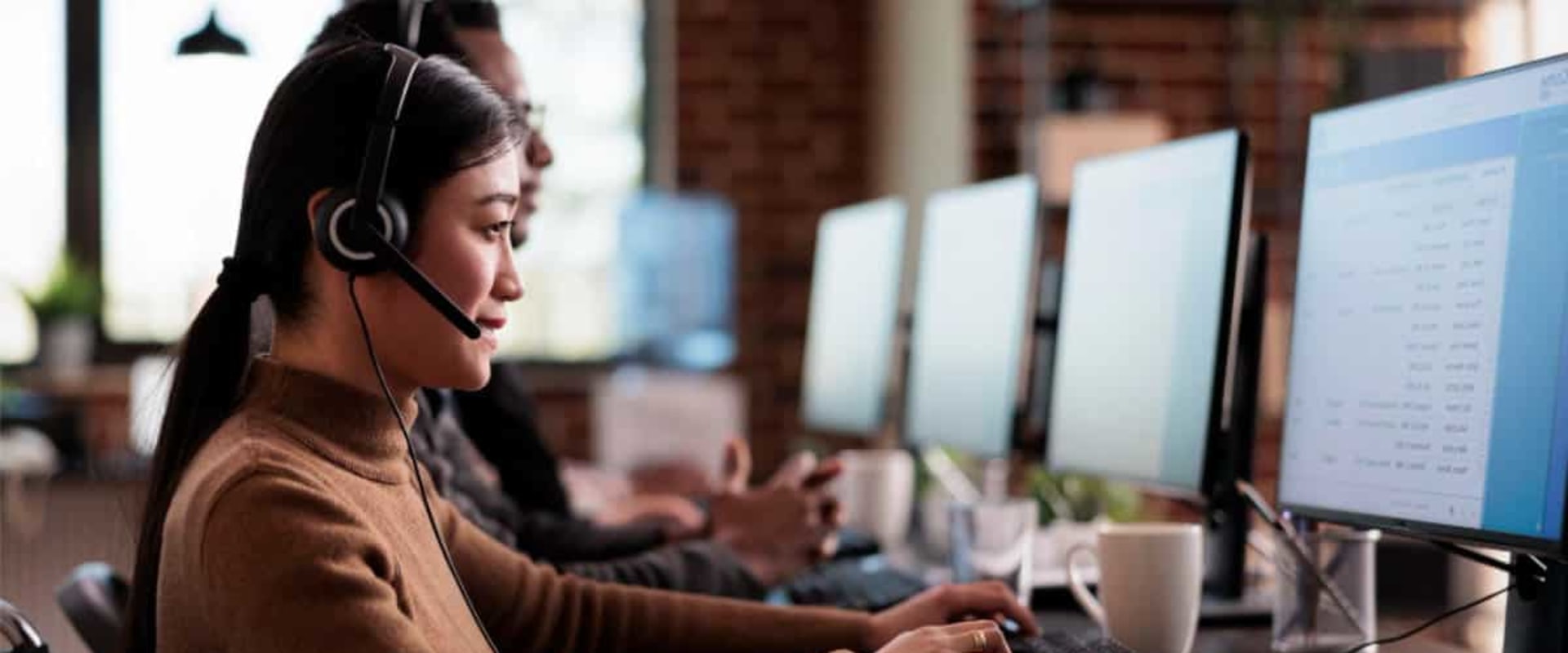 What skills do you need to be a call centre agent?