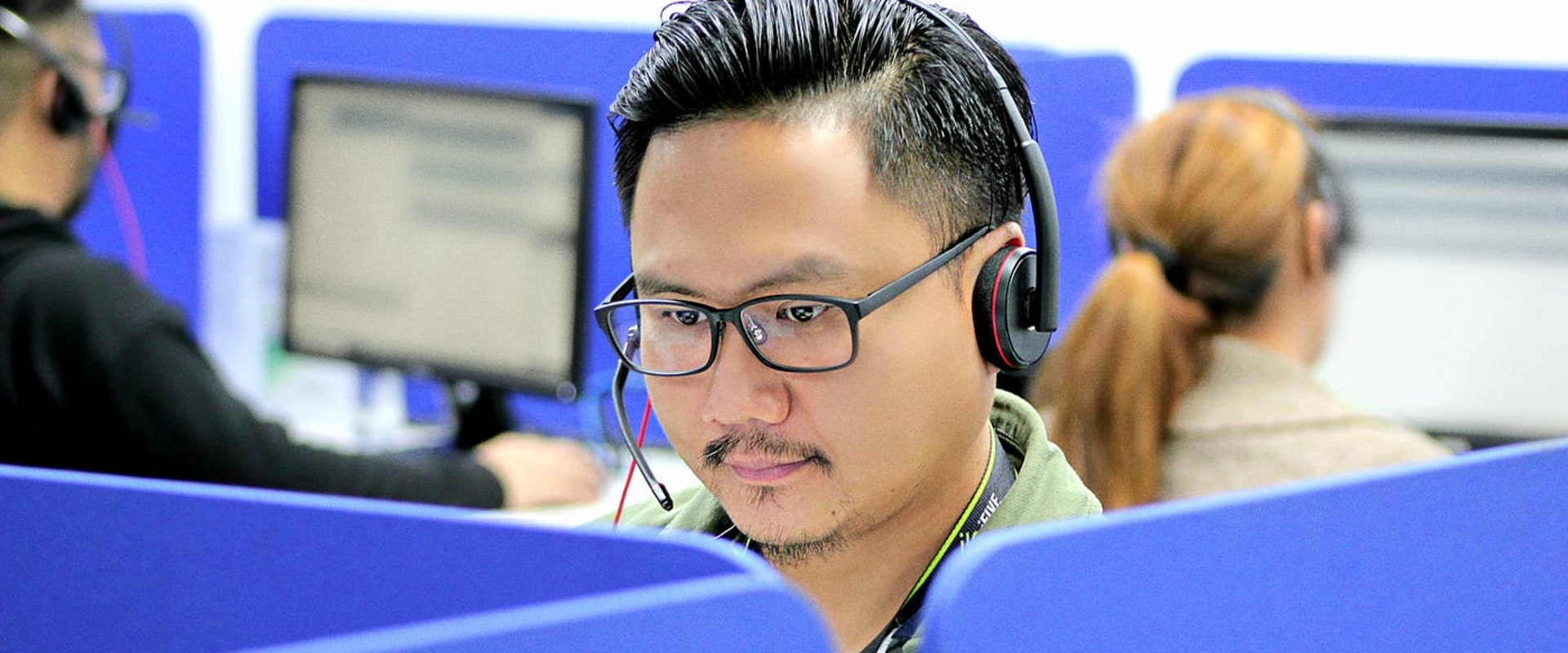 Is it healthy to work in a call center?