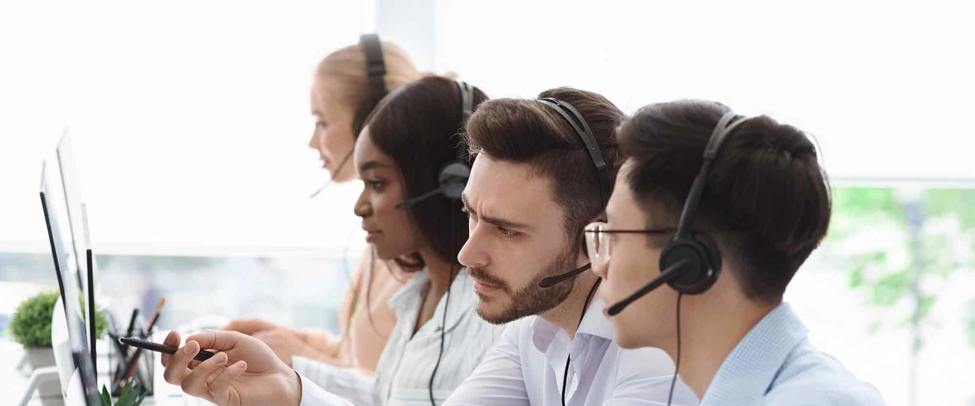 Challenges of Nearshore Outsourcing: How to Optimize Your Call Center Operations