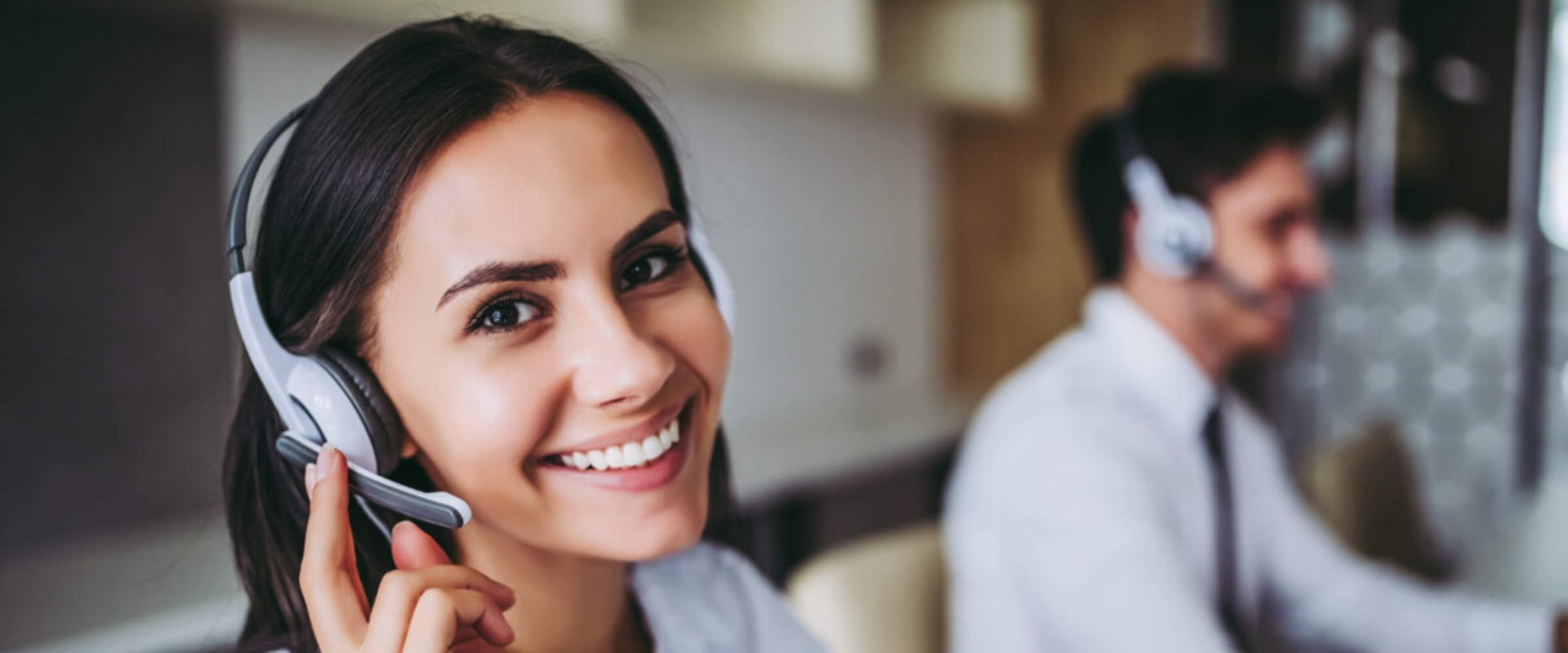 What skills do you need to be a call center agent?
