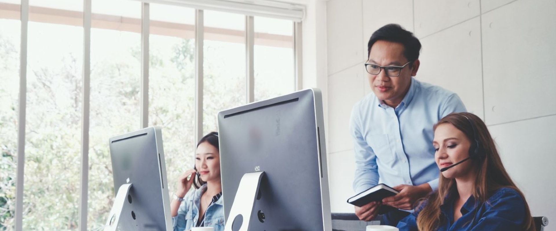 Is working in a call center hard?