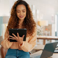 What is the 80/20 rule in a call center?