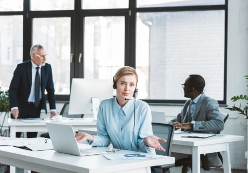 What are the disadvantages of working in a call center?