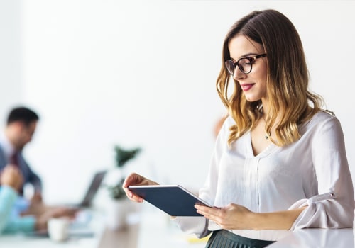 What is the service level 80 20 in a call center?