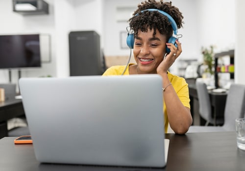 How long should you stay at a call center job?